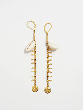 Gold shell drop earring